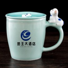  地王大酒店定制案例  把手帶蓋萌物杯 創意 陶瓷杯