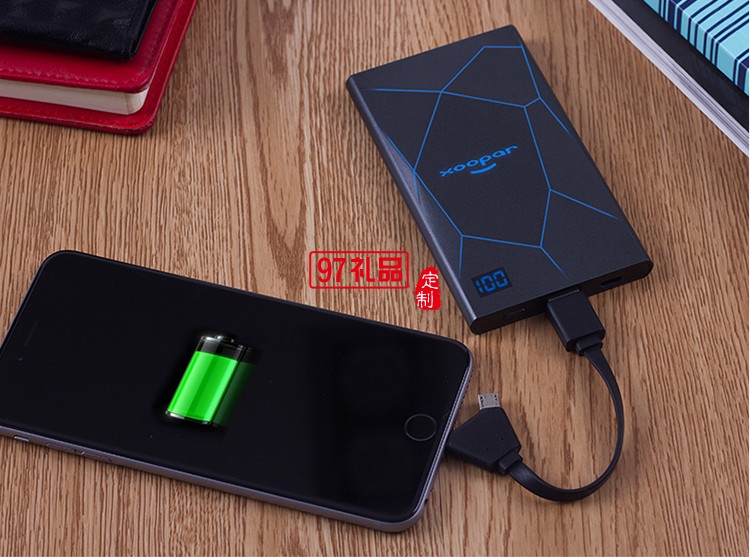 迷你便攜薄充電寶LCD數顯移動電源聚合物智能手機通用