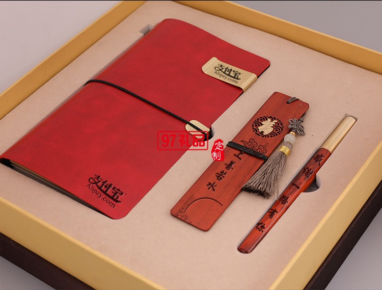商務(wù)木質(zhì)筆記本筆書(shū)簽套裝