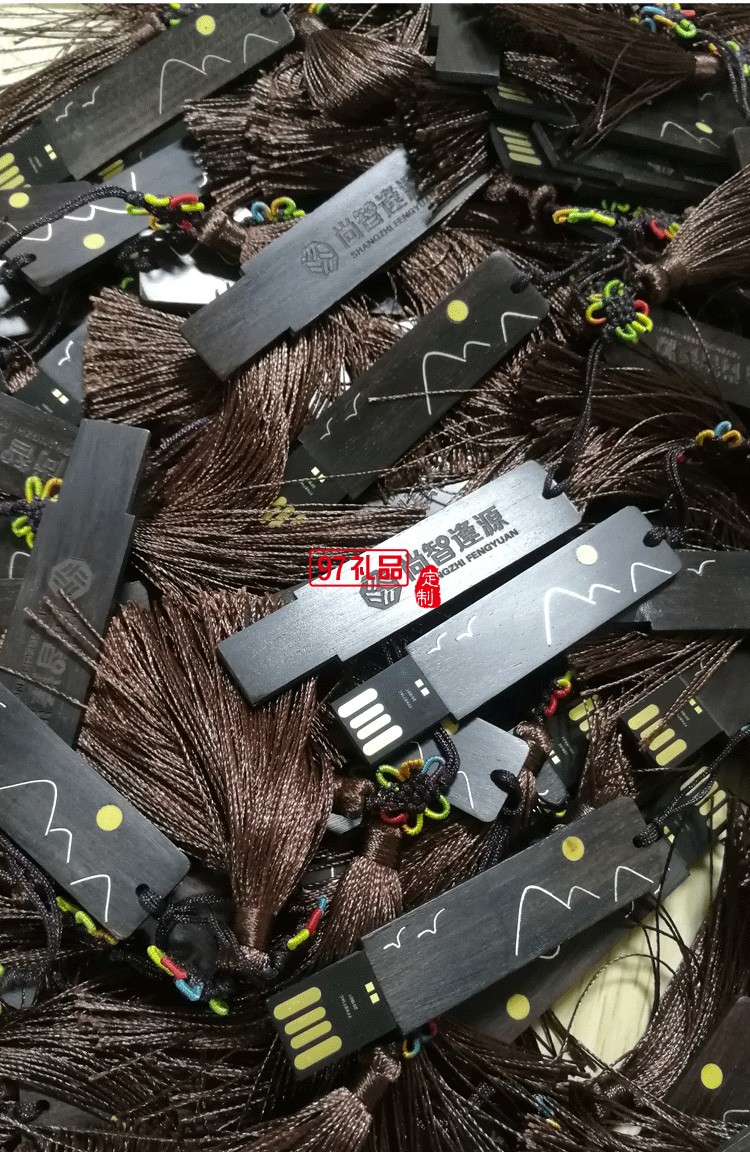 中國(guó)風(fēng)窗花創(chuàng)意U盤 鑲銀檀木推拉