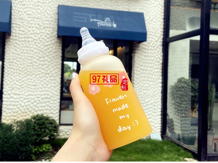 可愛奶嘴奶瓶水杯ins塑料網紅帶吸管杯子