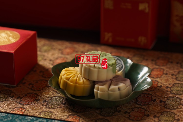 鹿鳴芳華新款月餅禮盒創意中秋節禮品盒高端國風月餅定制